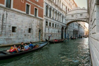 Venice: Doge's Palace and Basilica Tour with Gondola Ride - Doge’s Palace: Where Ducal Venice Ruled