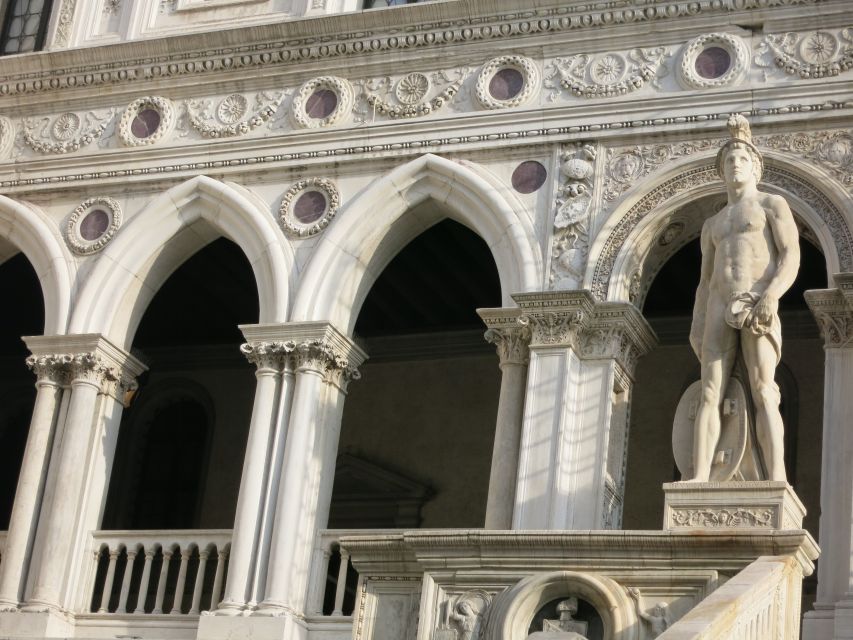 Venice: Doge's Palace and Basilica Tour with Gondola Ride - Should You Book This Doge’s Palace and Basilica Tour With Gondola?