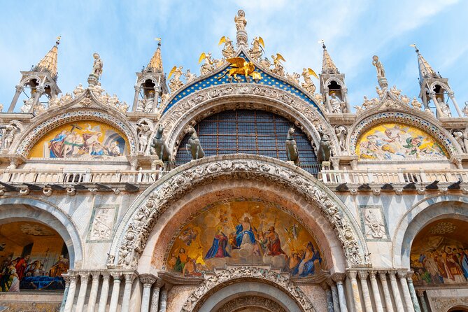Venice: Doge's Palace and St. Mark's Basilica Guided Tour - St. Mark’s Basilica in About 45 Minutes: Mosaics That Feel Loud