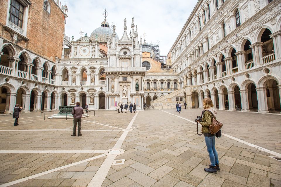 Venice: Doge's Palace Skip-the-Line Tour with Prisons - Tips to get more out of the Doge’s Palace day