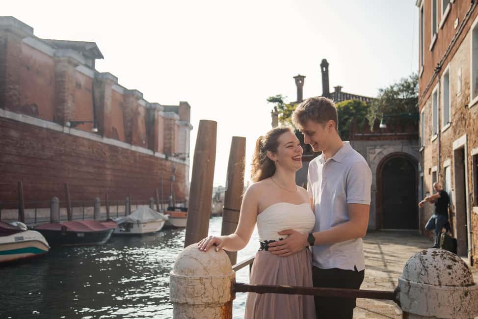 Venice: Exclusive Photoshoot in Hidden Locations - The 72-hour photo delivery: planning for quick results