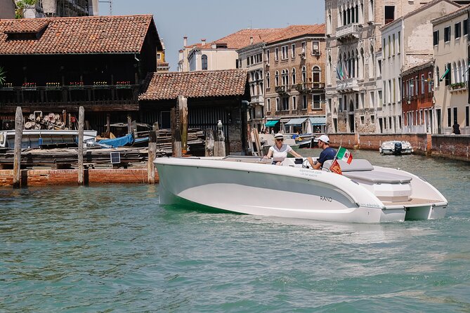 Venice: Explore Venice on Electric Boat - Entering the Right Venice Mood: Timing and Weather