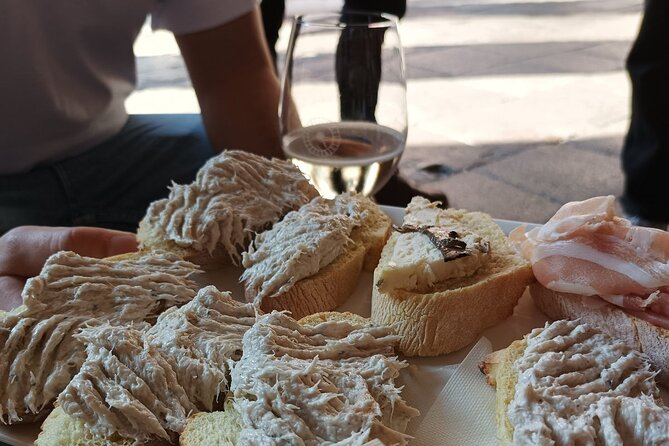 Venice Food Tour - How the Tastings Work: Wine, Cicchetti, and Drinks Included