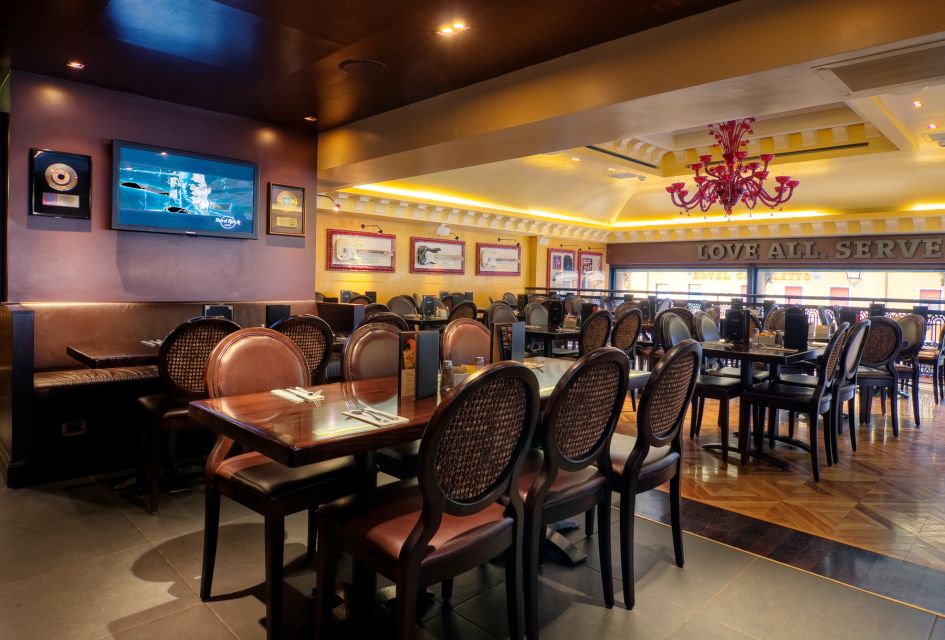 Venice: Hard Rock Cafe with Set Menu for Lunch or Dinner - FAQ