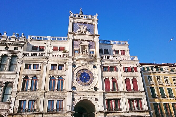 Venice highlights and hidden gems Small Group walking tour - Campiello dei Squelini: Starting With a Local-Style Place Marker