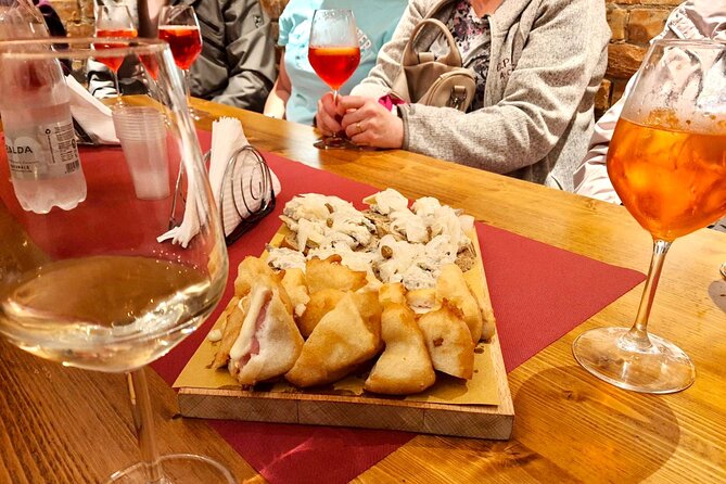 Venice: Jewish Ghetto & Cannaregio Area Food Tour: Pasta Wine Gelato and More! - Key Points You’ll Care About