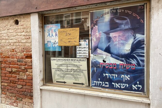 Venice: Jewish Ghetto Walking Tour with Synagogues Visit - Making the Most of the 2 Hours: Shoes, Pace, and Listening