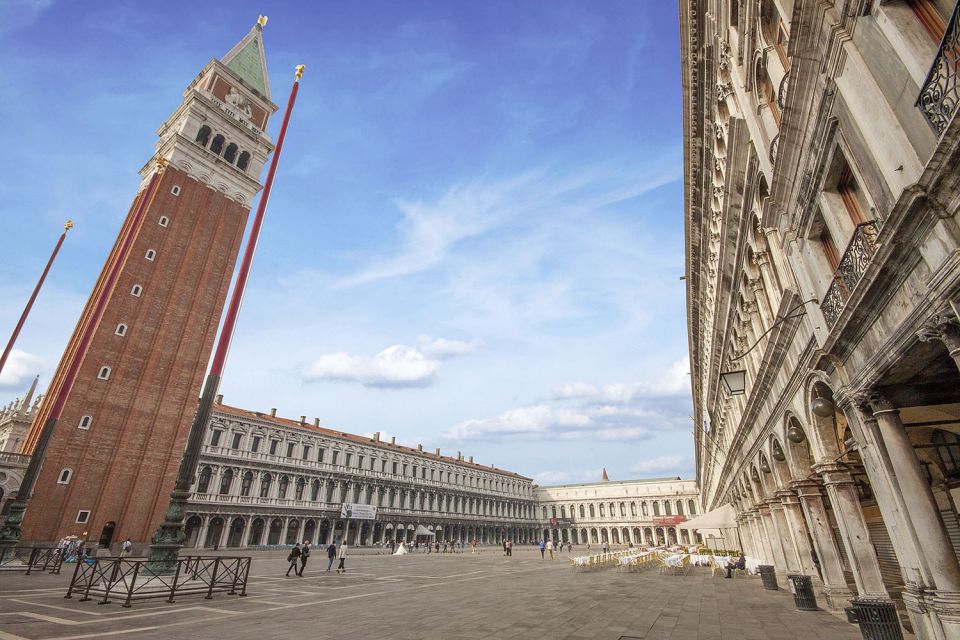 Venice: Morning Walking Tour - Teatro Malibran and Mercerie: the city’s famous “walk and shop” spine