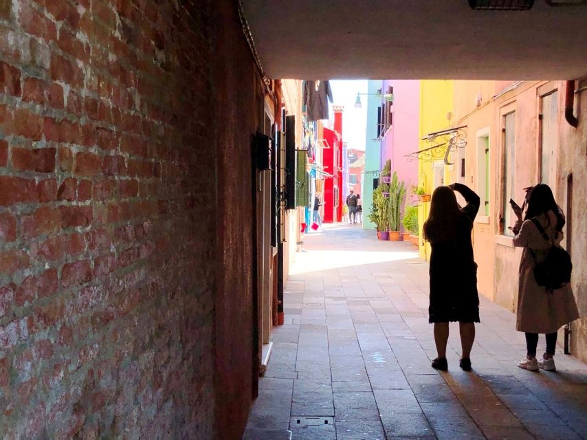 Venice, Murano, and Burano Excursion from Jesolo - Punta Sabbioni to the water: finding the boat fast