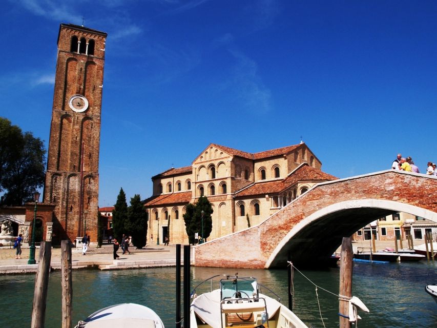 Venice, Murano, and Burano Excursion from Jesolo - On-board reality: comfort, toilets, and the guide tempo