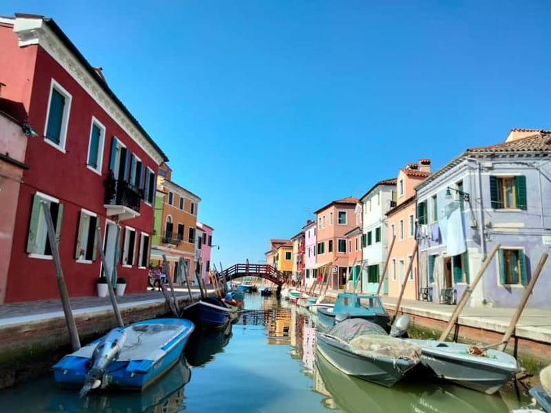 Venice: Murano & Burano Private Boat Tour with Hotel Pickup - Burano’s Painted Houses, Silent Streets, and Bussola Biscuits