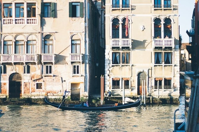 Venice Off the Beaten Path: Private Tour in Venice with a Local - The Squero and Gondoliers’ Traditions: Where Craft Still Matters