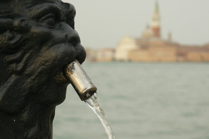 Venice Photography Walking Tour with Private Guide - Cameras, settings, and what to bring