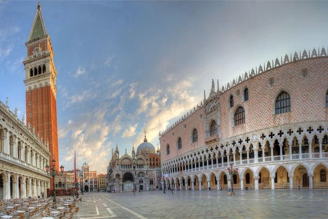 Venice Private Tour fast access, Doge Palace, St Mark's Basilica - Start in Piazza San Marco: you’ll know what you’re looking at