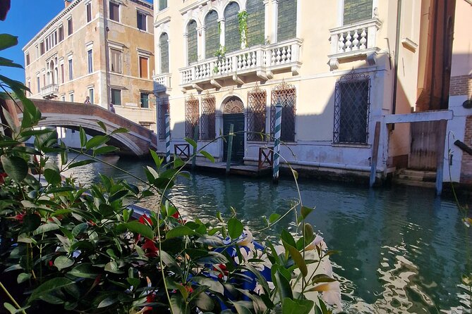 Venice Private Walking Tour - Stop 6: Ponte dei Sospiri—Bridge of Sighs, explained without the drama