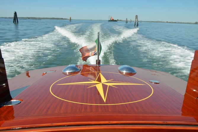 Venice S.Lucia Station to Venice Hotels or viceversa - Where You Meet Your Assistant at Venezia Santa Lucia