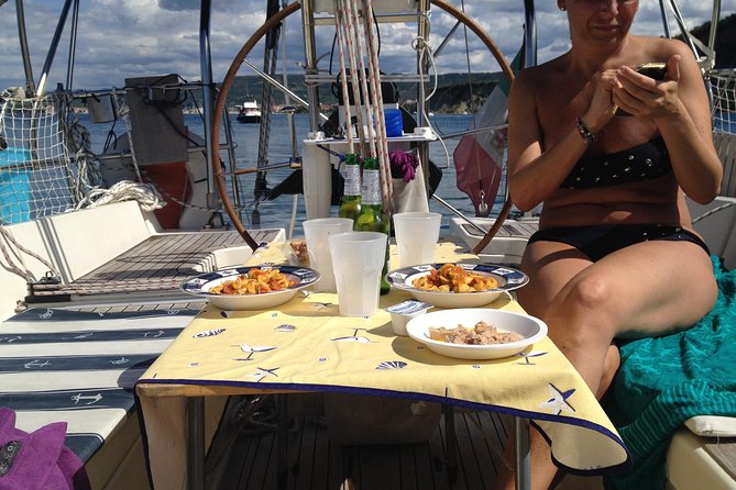 Venice Sailing Cruise to northern lagoon - The first 30 minutes: sailing basics and safety you’ll actually use
