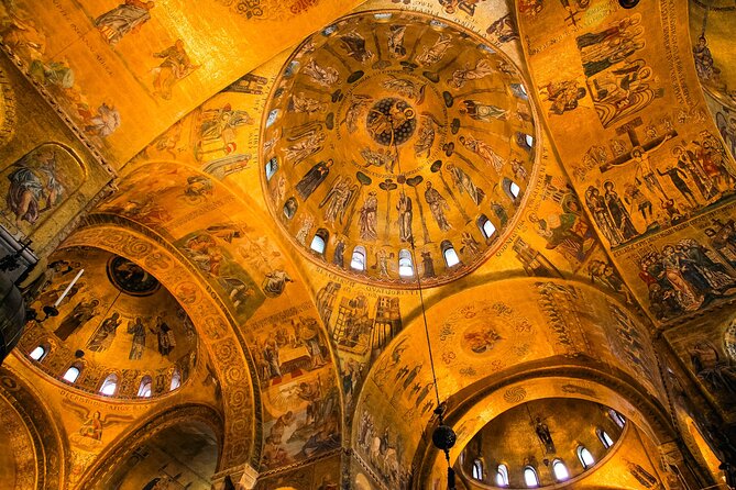 Venice Saint Mark's Basilica Guided Tour with Priority Access - The terrace viewpoint: your best payoff if you like big Venice views