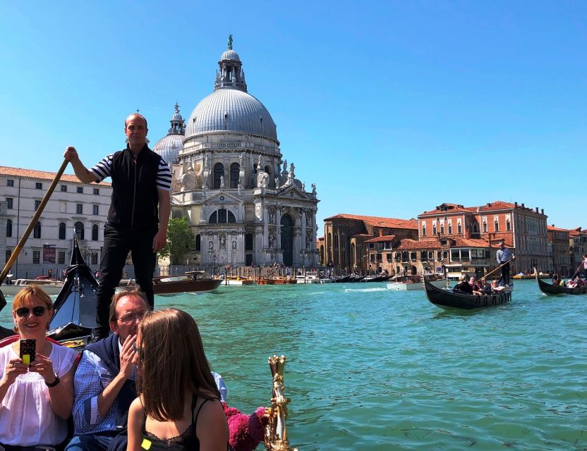 Venice: Shared Gondola Ride - Why a Shared Gondola Ride Still Works in 30 Minutes