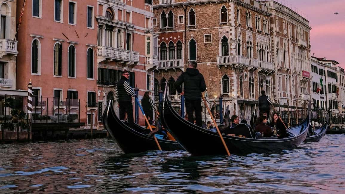 Venice: Shared Gondola Ride at Sunset - Where you meet: TU.RI.VE. near St. Mark’s