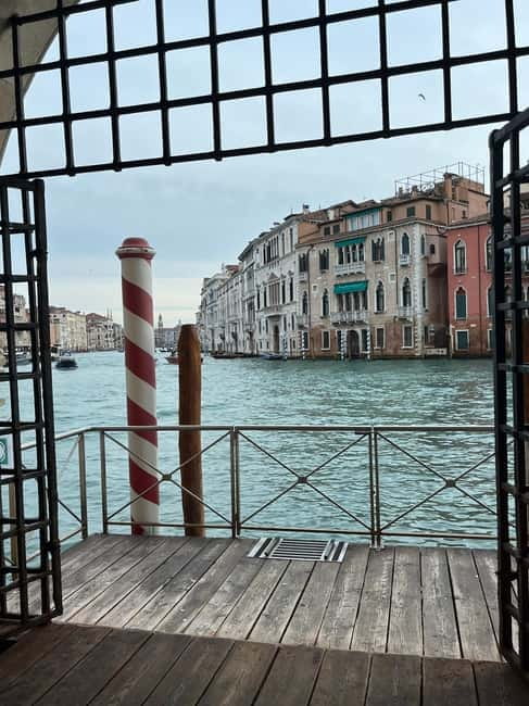 Venice: Sunrise Walking Tour with Espresso - Who should book this sunrise walk (and who might skip it)