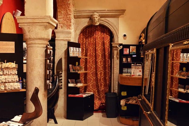 Venice: The Gondola Gallery 3D Experience - Take Home a Wooden Gondola Puzzle From the Bookshop