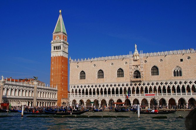 Venice Tour by High-Speed train from Florence - Stop 3: Chiesa Rettoriale di San Polo and the power of smaller interiors