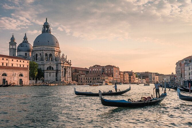 Venice Walking Tour with Audioguide on Your Smartphone - Starting point and getting oriented fast without frustration