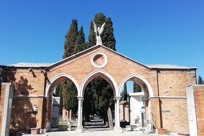 Venice's Cemetery on San Michele Island Tour - Key things I’d circle before you go