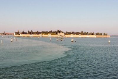 Venice's Cemetery on San Michele Island Tour - Meeting point and timing: 2:30 pm, about two hours of walking