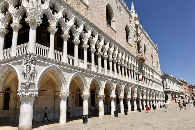 Walking in Venice Off-the-beaten Track - Stop 4: Piazza San Marco finish where the landmarks take over
