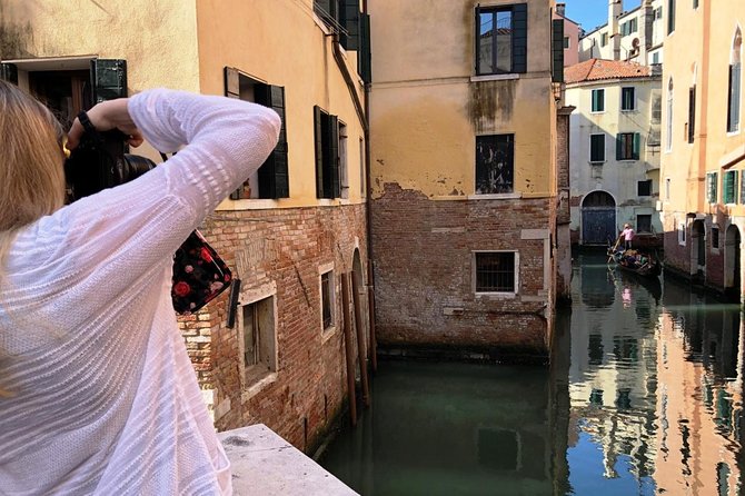 Walking Tour of Venice from St. Mark's Square to Rialto - Piazza San Marco: start with the right mental picture