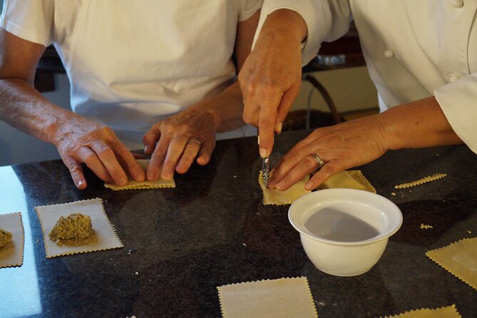 Yummy Cooking Class in Venice with Professional Chef - Entering Carolyn’s Venetian kitchen without the tourist script